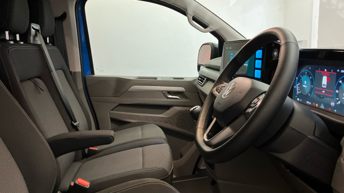 Volkswagen Transporter T32 Swb Diesel 2.0 TDI 150 Commerce Pro S Van [5 Plus] - Image 15